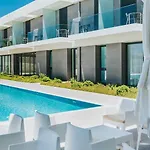 호텔 Baleira Village 4*
