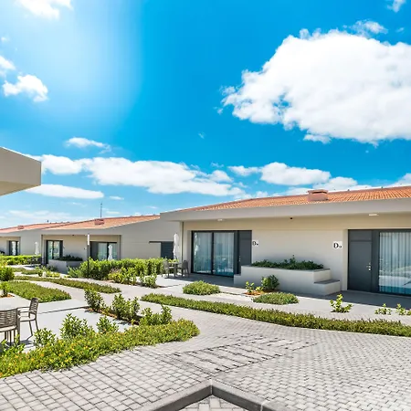 酒店 Baleira Village 4*